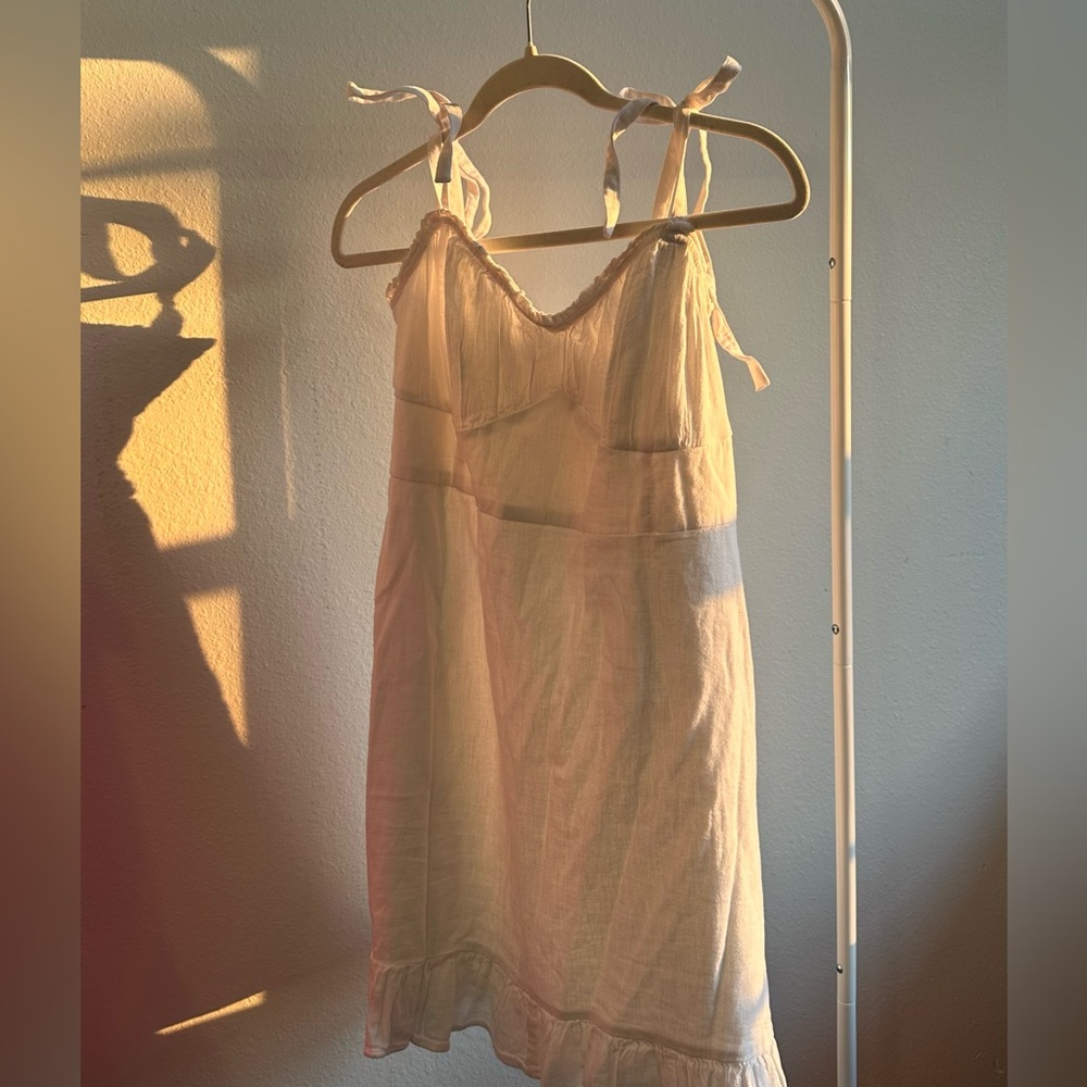 White spaghetti strap mini dress size XL